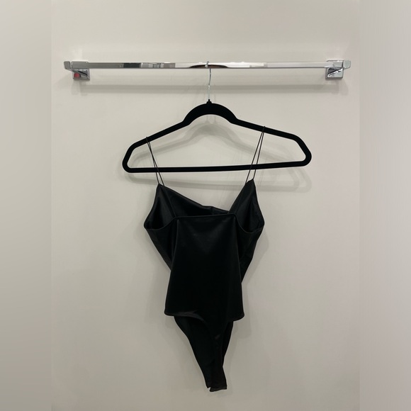 Black night top🖤 - Picture 2 of 2